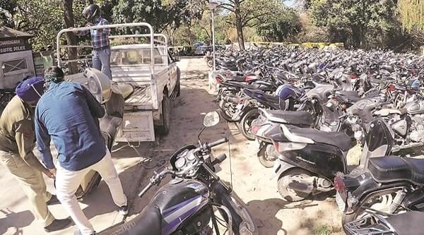 seizedvehiclesduringlockdowntobereleasedbypayingrs500fine:hyderabadpolice