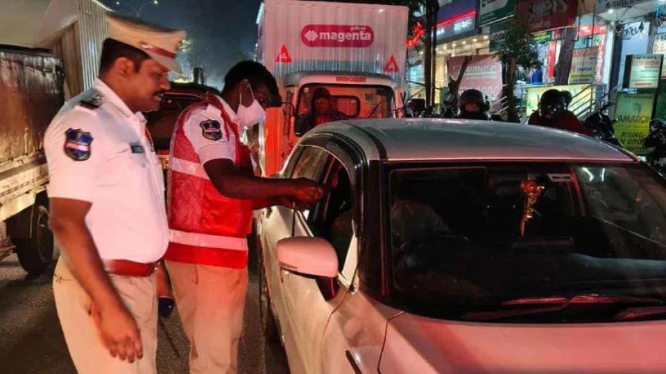 hyderabadtrafficpolicecaught1062drunkdriversduringweeklongcheck
