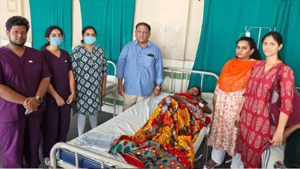 Spleen weighing 2.8 kg removed from a woman patient at Gandhi Hospital 