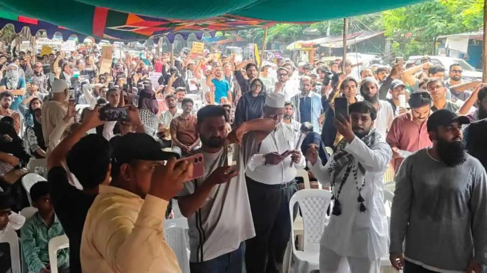 Hundreds of people gather for Pro-Palestine protests in Hyderabad