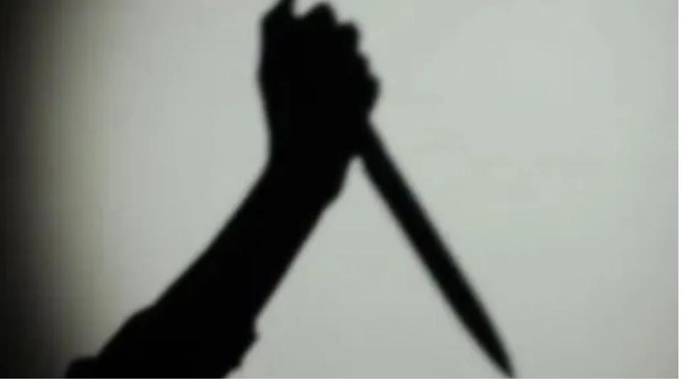 Man attacks parents with sharp weapon in Rajendranagar