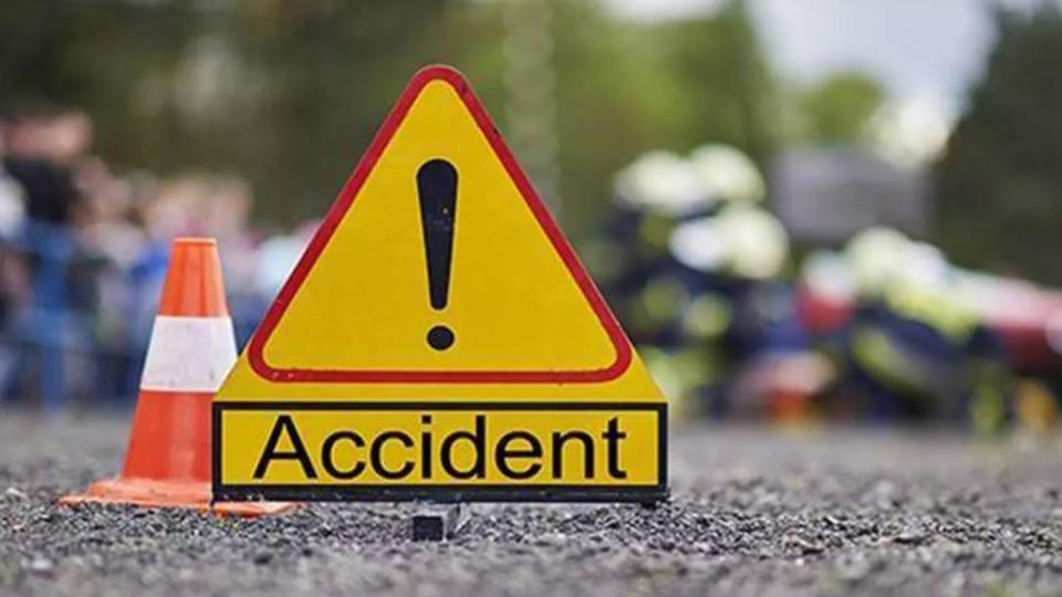 Techie Dies in Road Accident in Narketpally