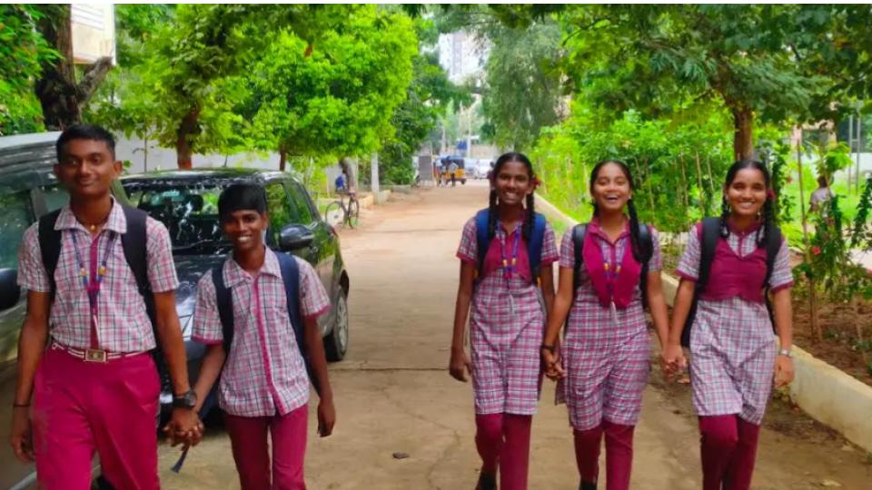 Telangana school uniforms revert to old design