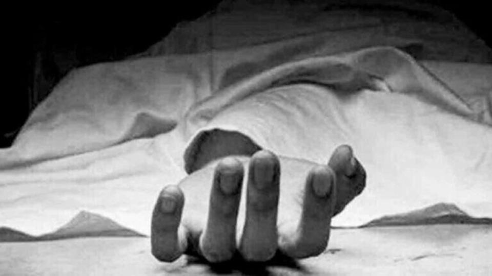 blindparentsstaywithson’sbodyfor4daysrescued