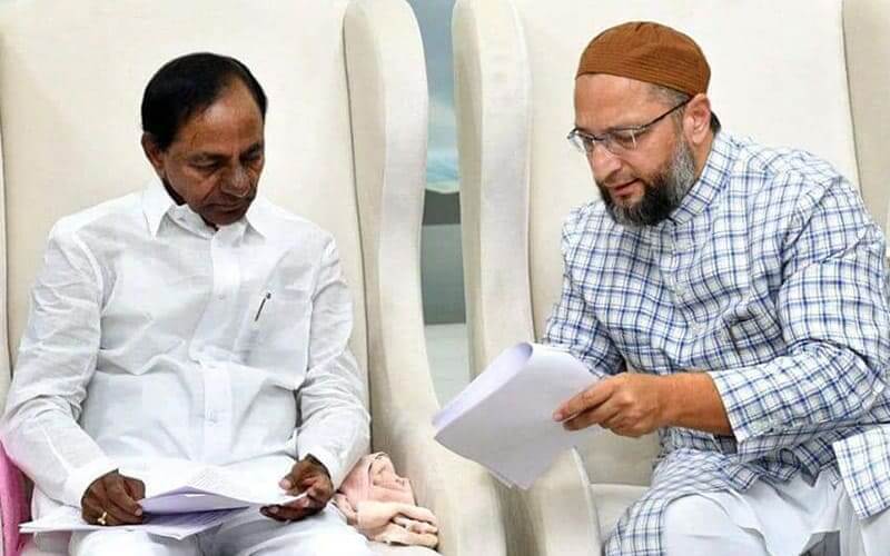 uniformcivilcodeagainstpluralismofindiasaysasaduddinowaisiaftermeetingwithcmkcr