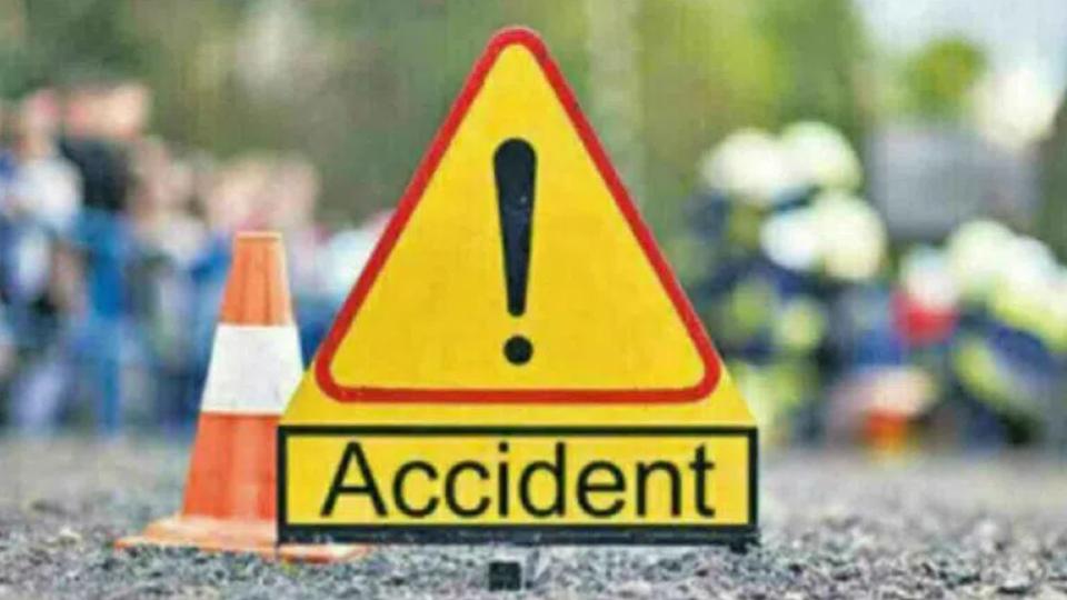 Man killed after unidentified vehicle hits car in Siddipet