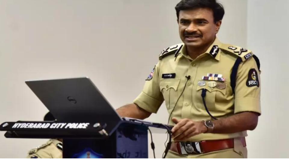 DGP CV Anand Launches Dial 112 Emergency Service