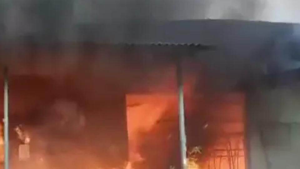 Fire Breaks Out in Garment Showroom in Rajendranagar