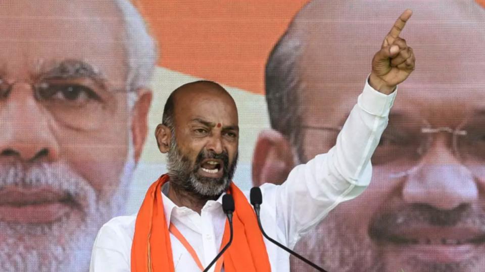 bandisanjaycomparesmlcpolltoindiapakcricketmatch