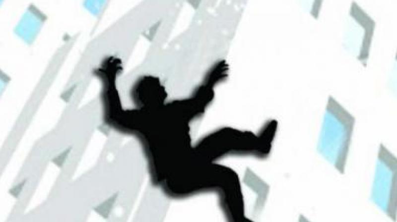 Class IX girl jumps to death from 17th floor at KPHB