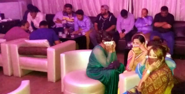 hyderabadpoliceraidshydrogenpubfororganisingmujra