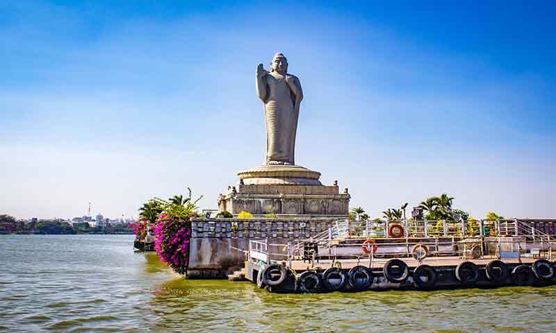 hussainsagarwaterreachesfulltanklevel