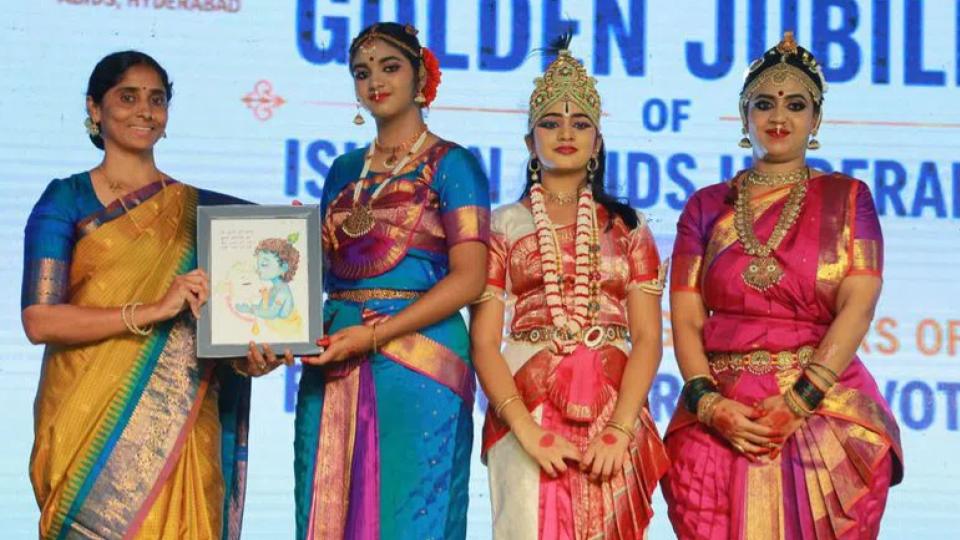 KrishnAnjali brings classical devotion to Nampally Exhibition