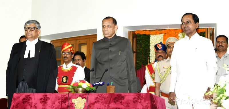 firstchiefjusticeoftelanganahighcourtswornin