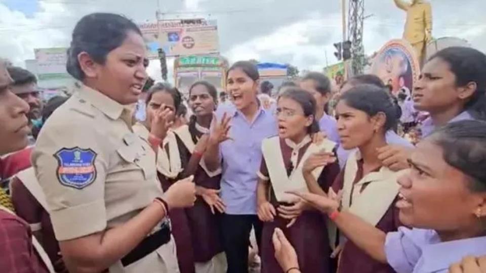Female constable attacked by Gurukul students in Rangareddy