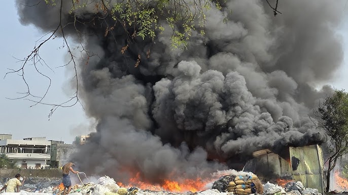 firebreaksoutinplasticgodowninbalapur