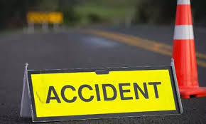 4killedinroadaccidentinvikarabaddistrict