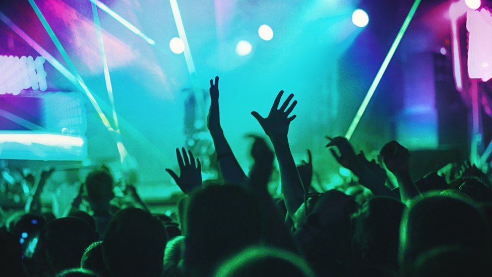 policeconductsraidsduringaravepartyatmadhapur