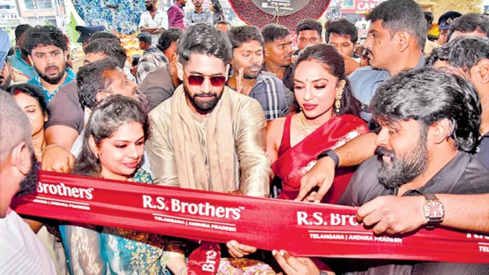R.S. Brothers opens 15th biggest showroom in Vanasthalipuram
