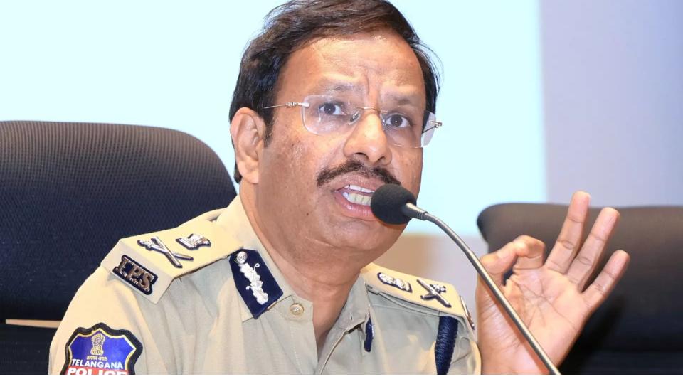 Sajjanar warns over Ganesh songs 