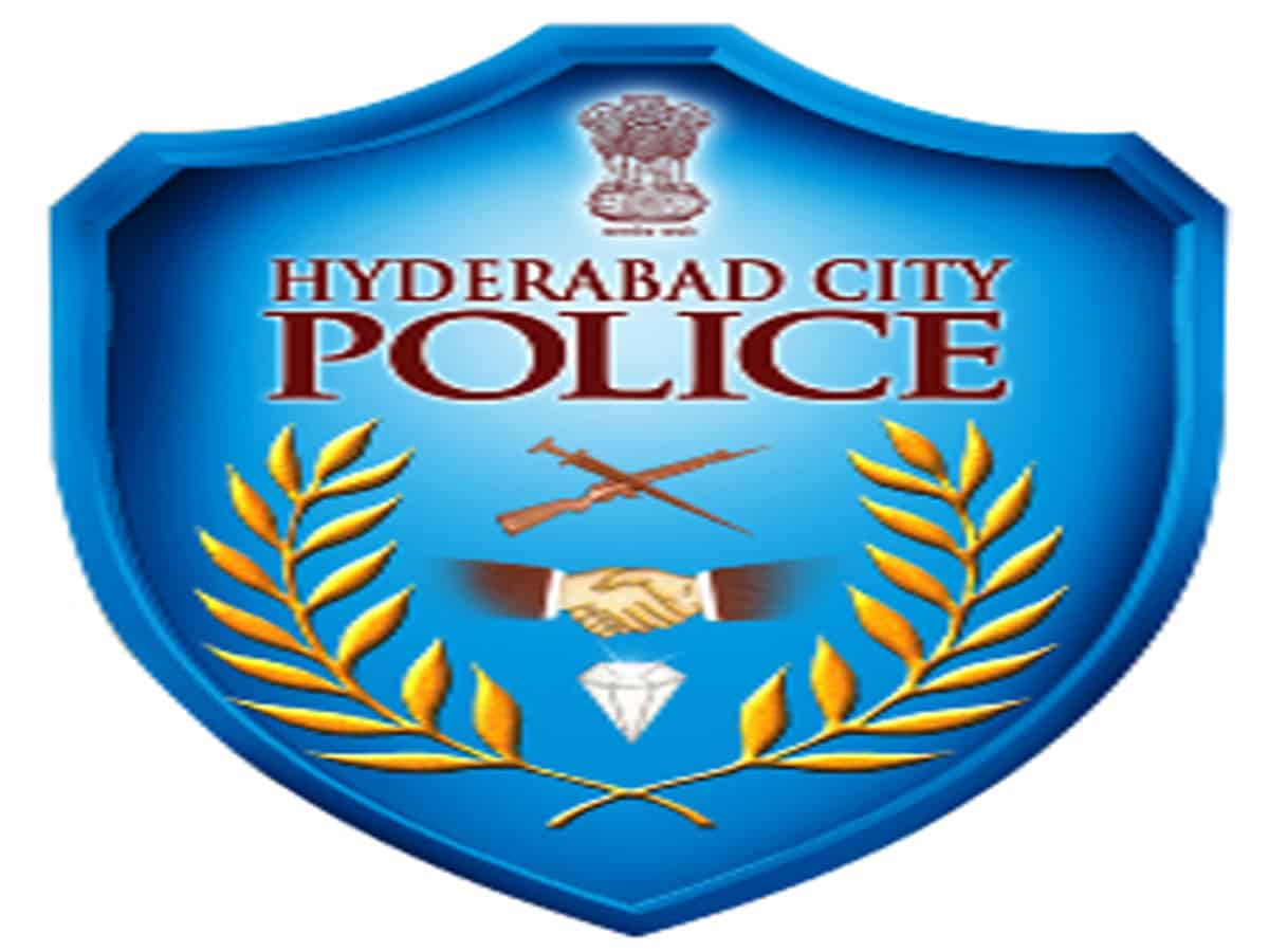 Hyderabad Police organizes mega run for Swatanthra Bharata Vajrotsavulu
