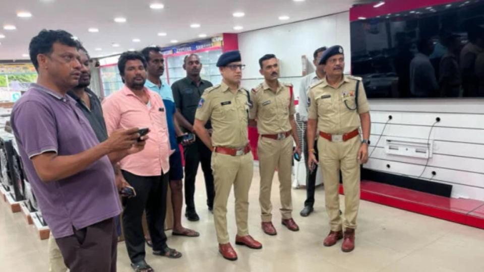 Major Theft at Mobile Showroom in Khammam