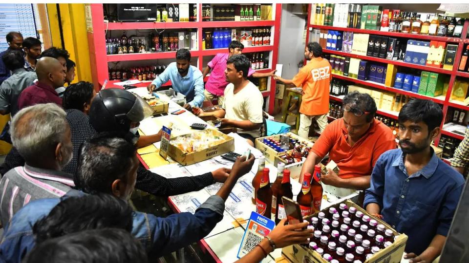 Liquor Shops Closed for 36 hours in Hyderabad 
