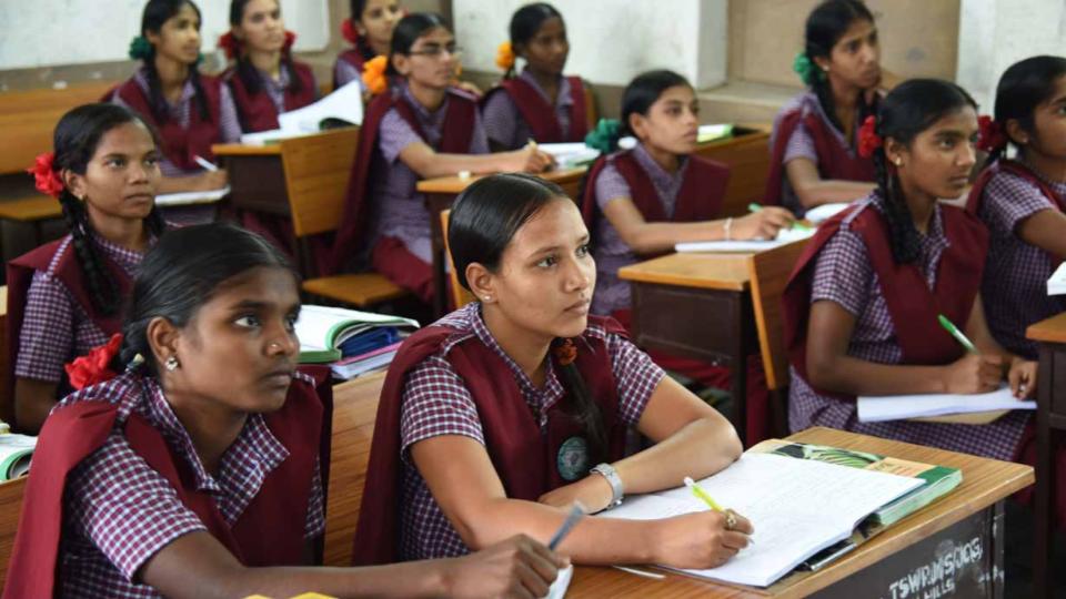 Telangana students may start school year without new uniforms