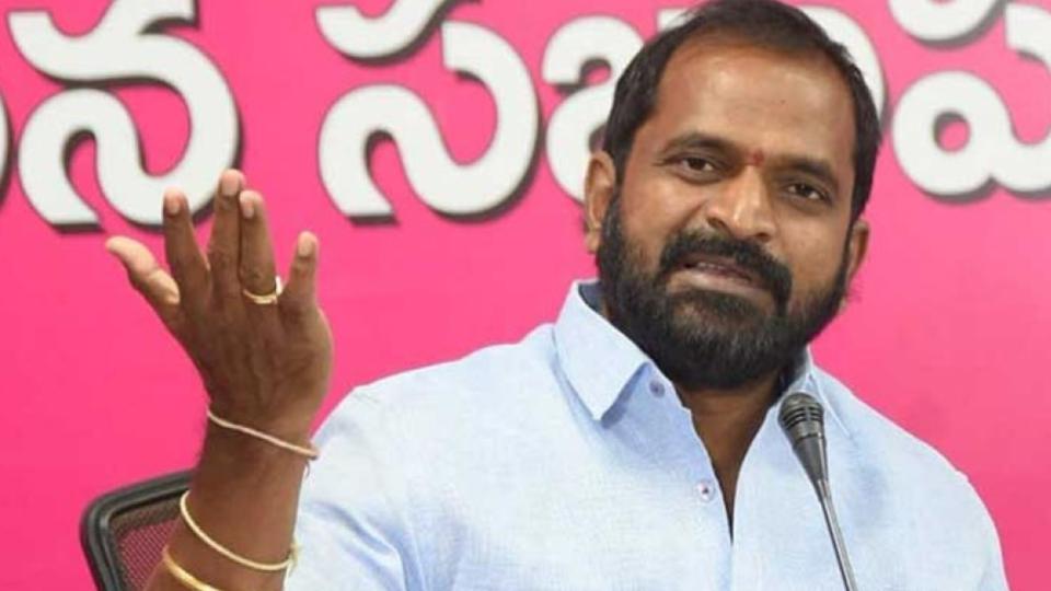 BRS announces support to govt employees protest