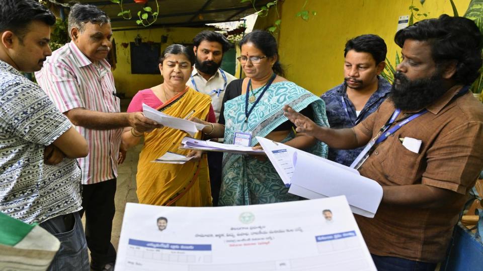 telanganagovtofficialstosubmitcastesurveyreportbyfeb2