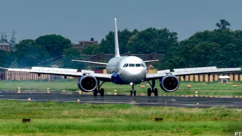 Flight makes emergency landing at Shamshabad airport