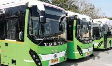telanganatransportdepartmentwarnsprivatebusoperatorsagainsthikingfareforsankranti