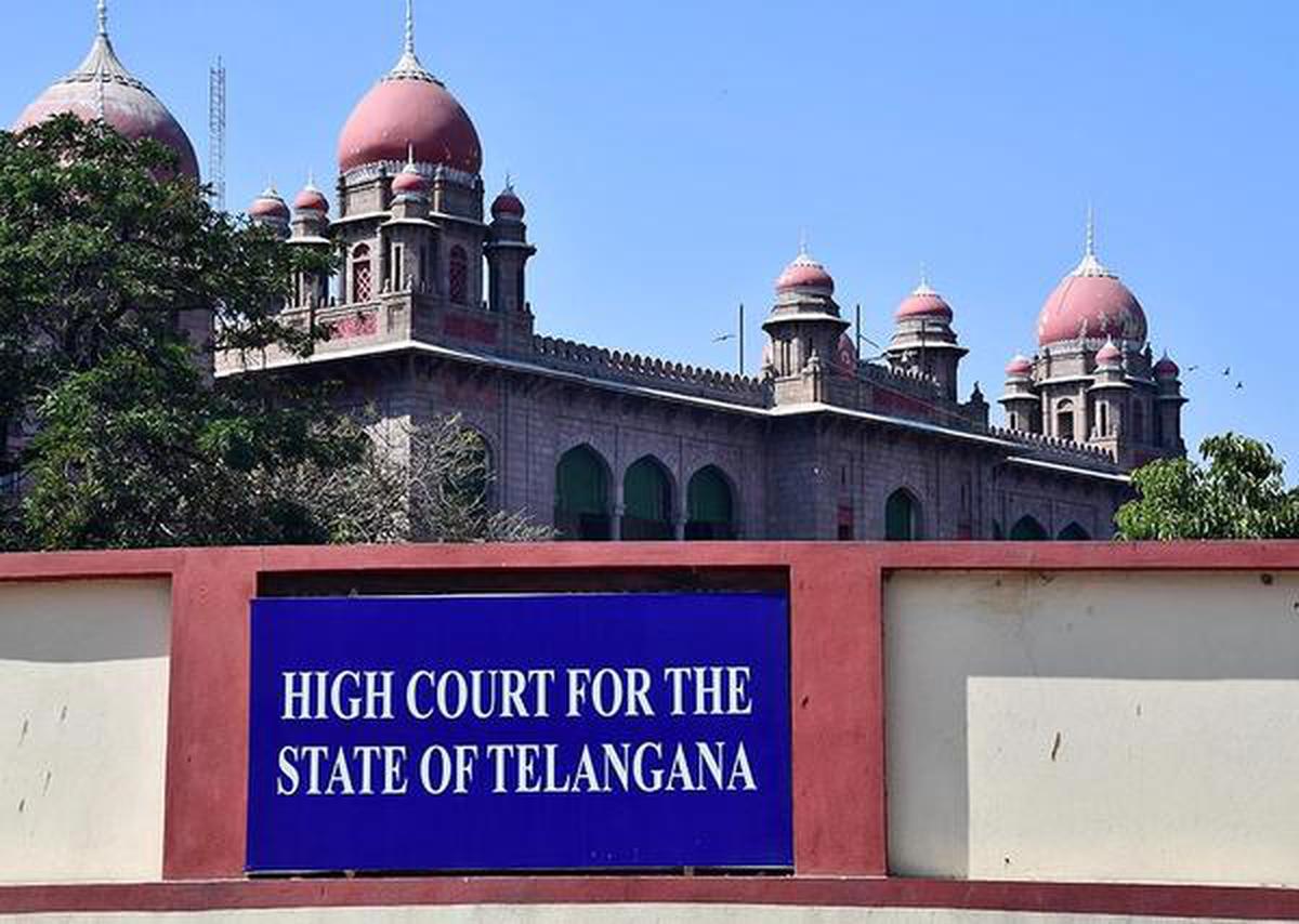 Telangana HC issues contempt notice to Chief Secretary