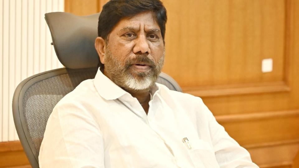 Telangana Govt Sanctions Rs.594 Cr for Khammam Roads Expansion