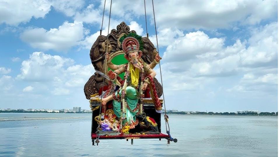 Over 1.5 Lakh Ganesh idols immersed in Hyderabad