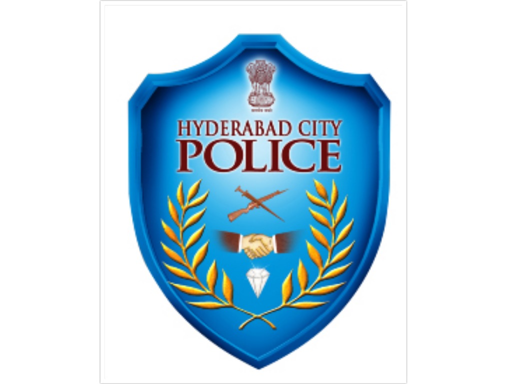 followtrafficrulesgethonouredbyhyderabadpolice