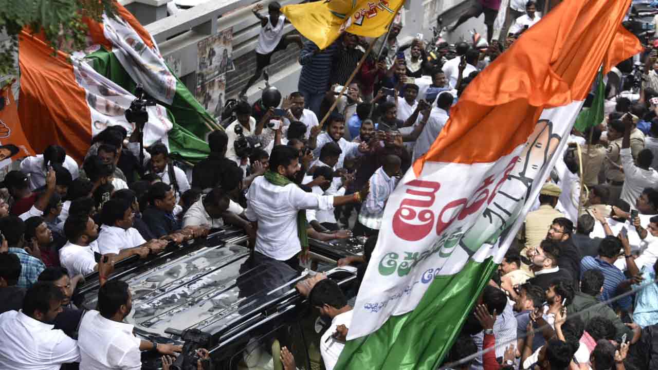 As Congress leads, celebrations break out at Revanth Reddy’s house