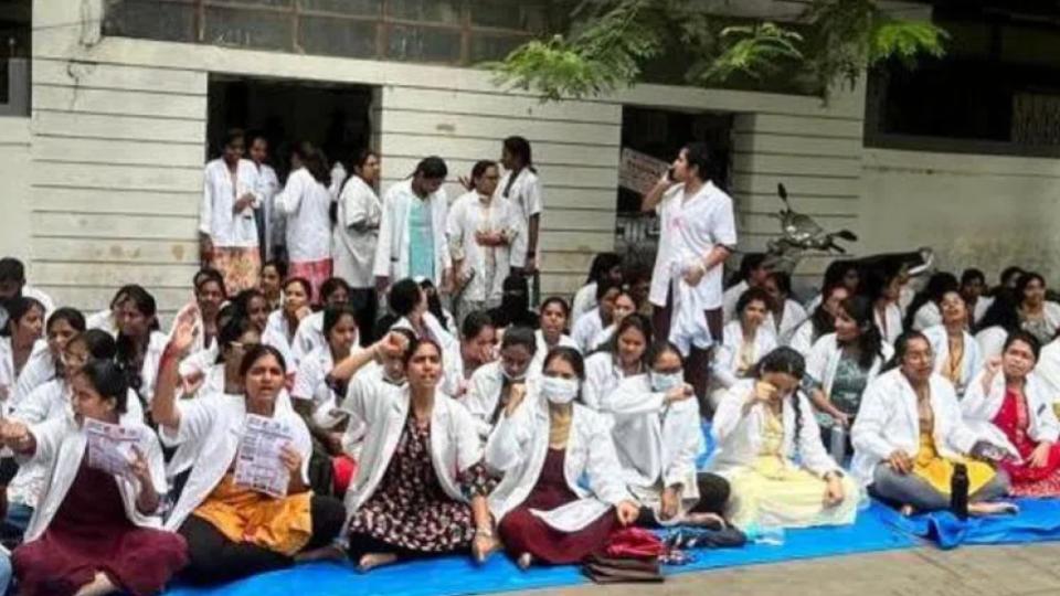 AYUSH medicos strike enters 22nd day over stipend hike