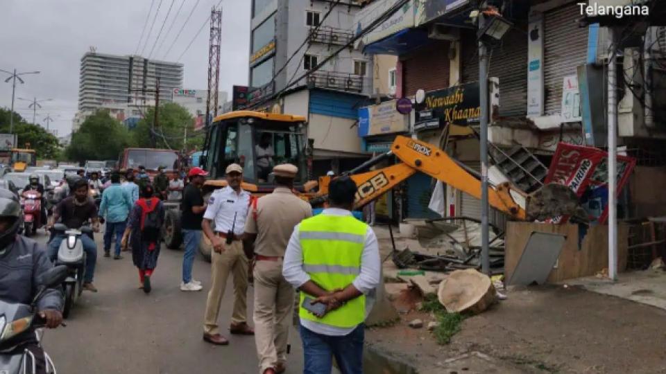 Anti-encroachment drive held at Botanical Gardens