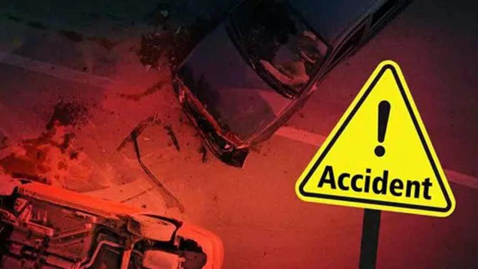Five Injured as Car Rams into Auto in Vikarabad