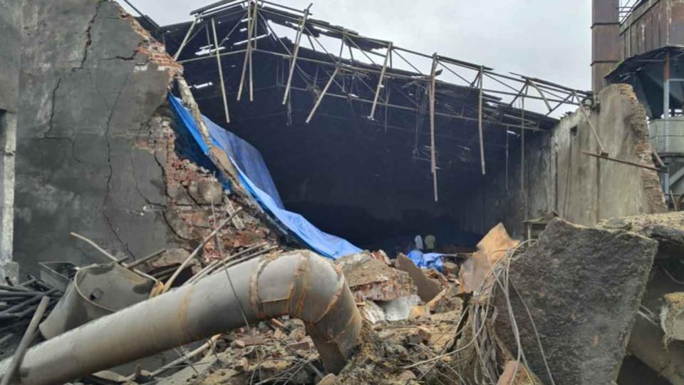 Two workers injured in boiler explosion at Rice Mill in Peddapalli