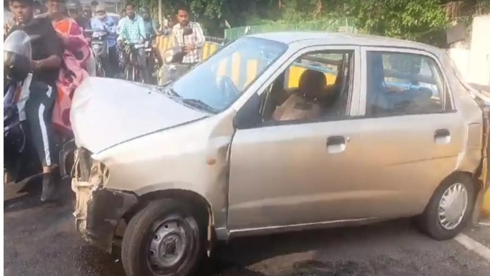 twoinjuredinbegumpetflyoverroadaccident