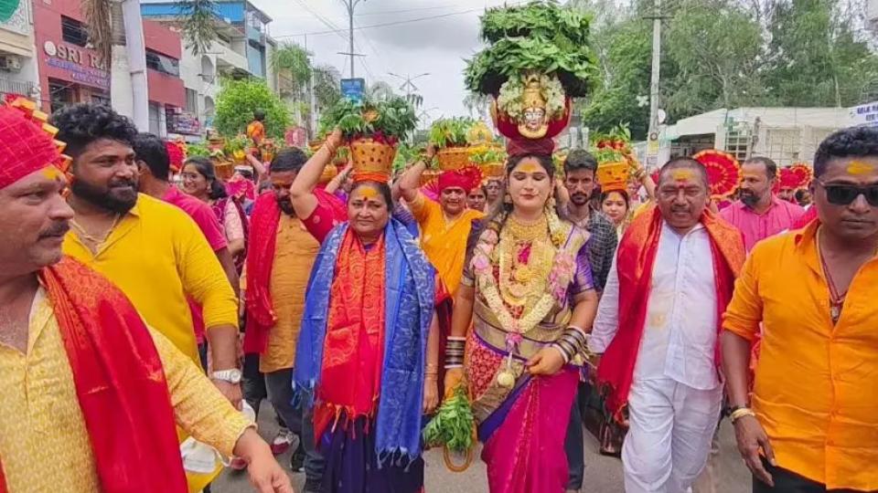 Grand Bonalu Celebrations Held in Sangareddy