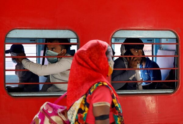 20000migrantsleavetelanganainshramikspecialtrains