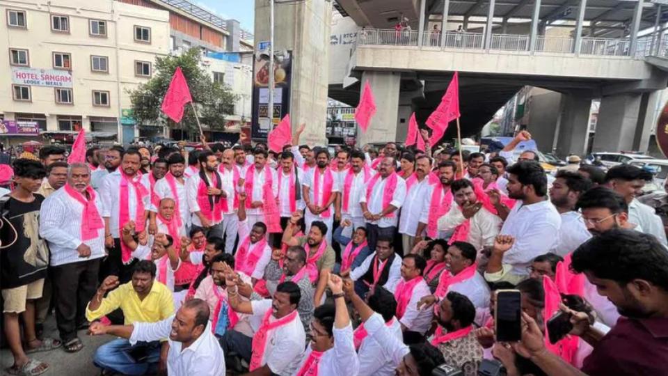 BC bandh for 42 pc reservation, BRS and political parties join protests