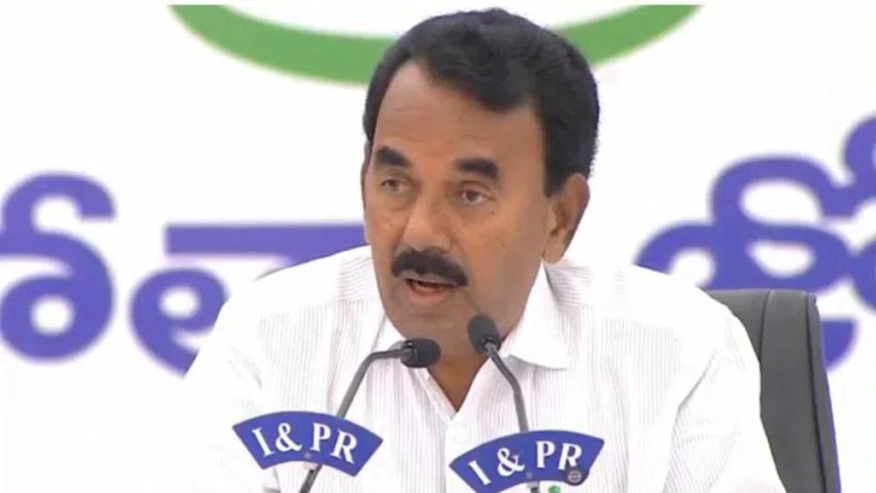 KTR, Harish Rao served notices as witnesses, says Jupally