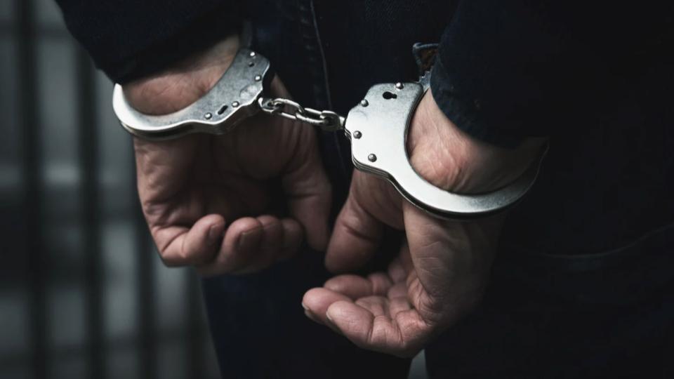 Drunk auto driver ferrying schoolchildren booked in Goshamahal