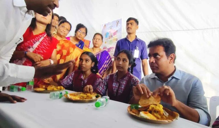 ktrlauncheschiefminister’sbreakfastschemeforgovernmentschoolstudents