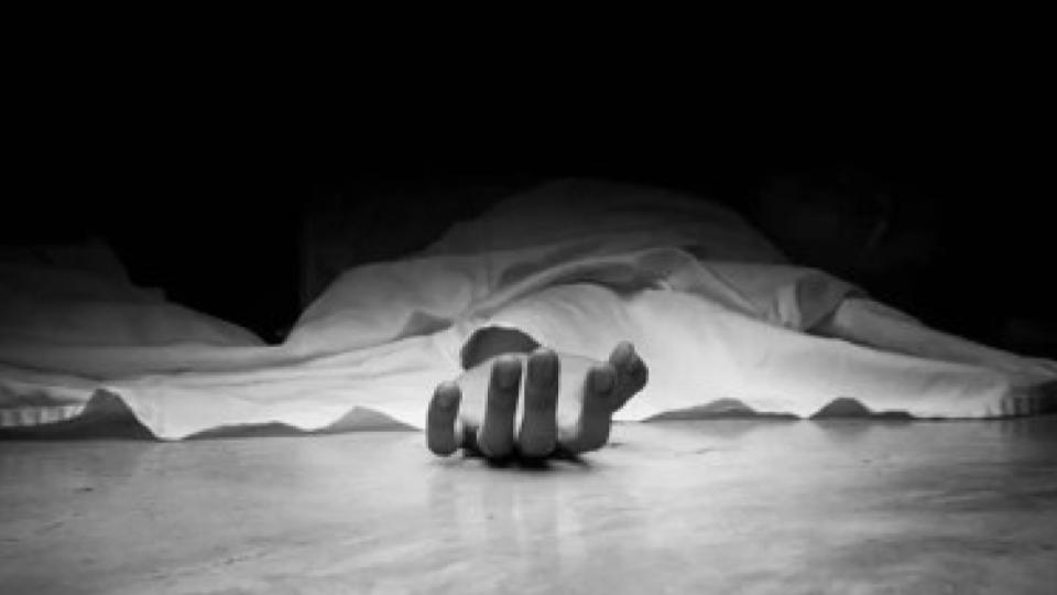 Software engineer dies by suicide, relatives protest in Nizamabad