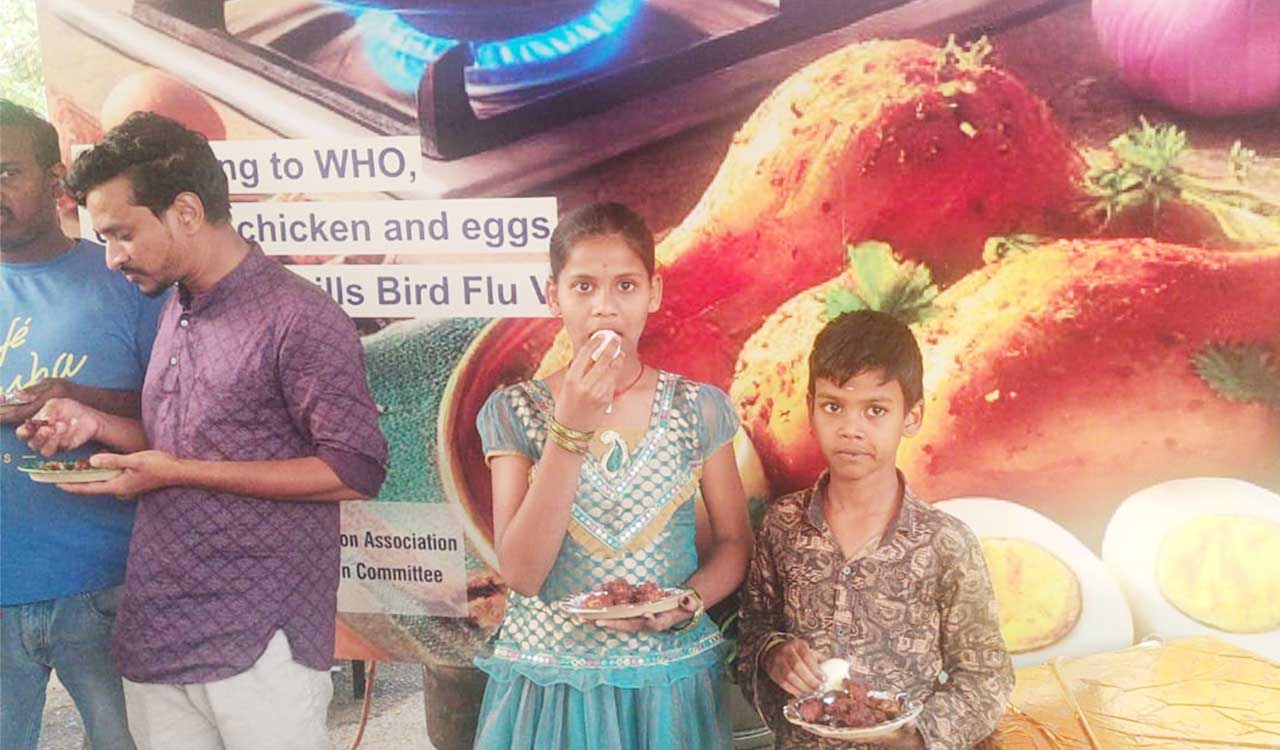 freechickeneggmeladrawshugecrowdsinhyderabad
